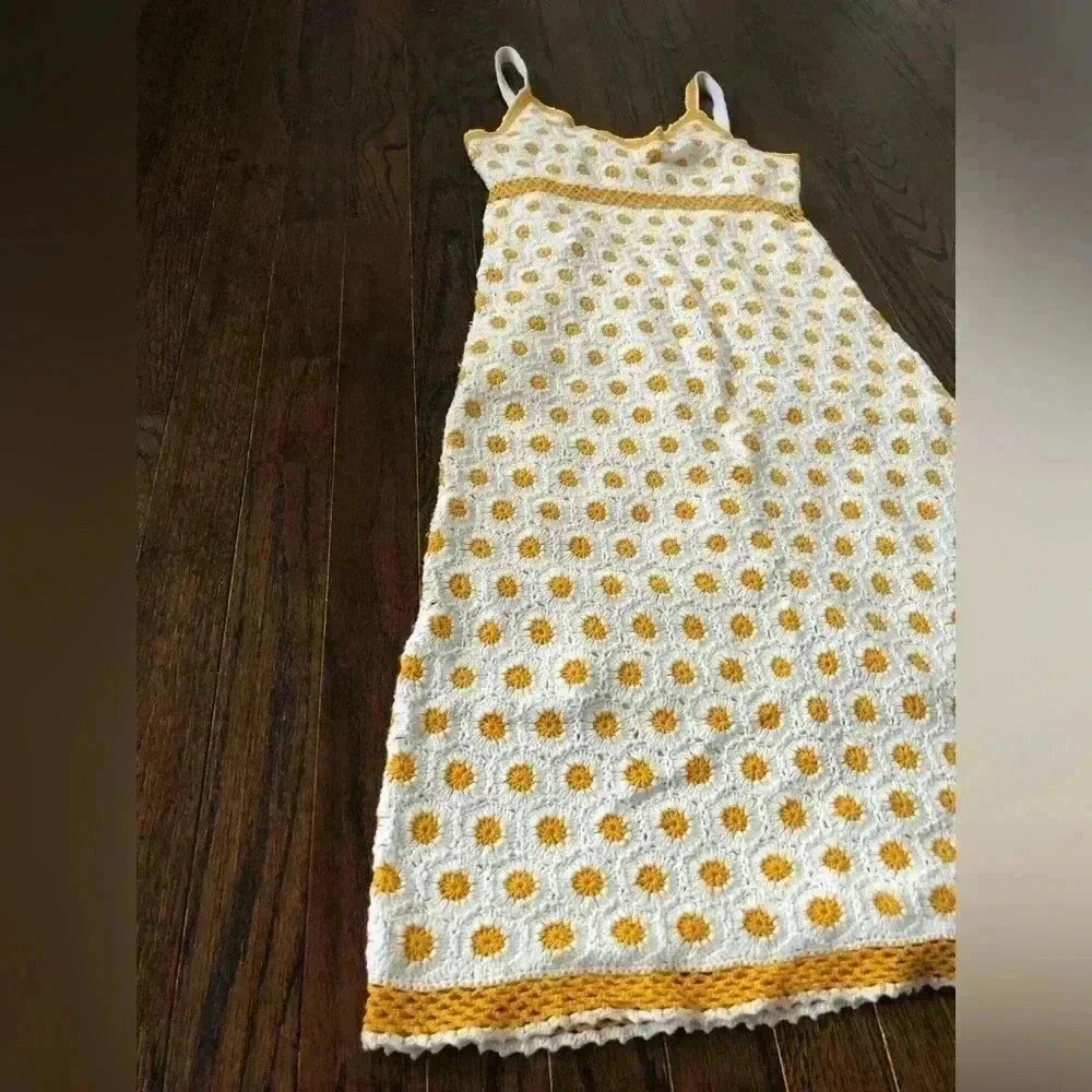 Tory Burch Women’s XS Yellow/White Daisy Crocheted Cotton Midi Dress - EUC! - Picture 2 of 12
